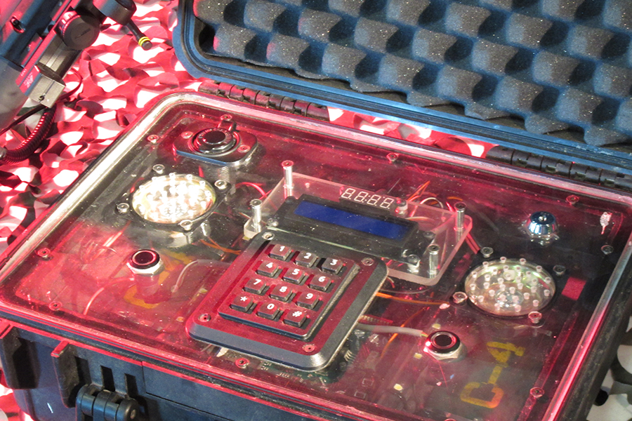 Mission based games like defuse the bomb